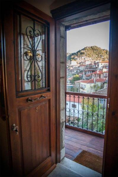Despotikon Dimitsana Guest House - Ξενώνας Δεσποτικόν Αντωνόπουλου מראה חיצוני תמונה