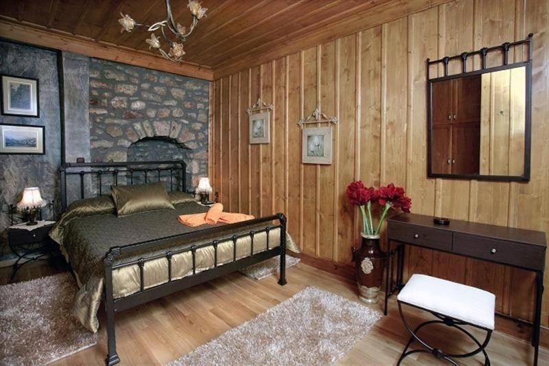 Despotikon Dimitsana Guest House - Ξενώνας Δεσποτικόν Αντωνόπουλου מראה חיצוני תמונה
